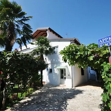 Mira 3* Novigrad Istria