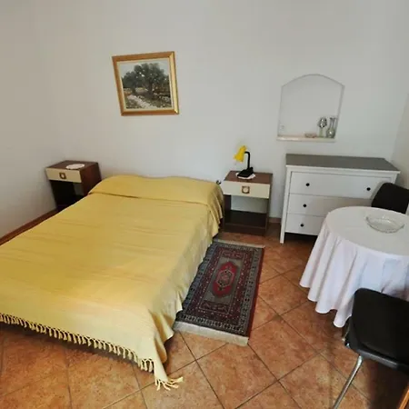 Mira Novigrad Istria