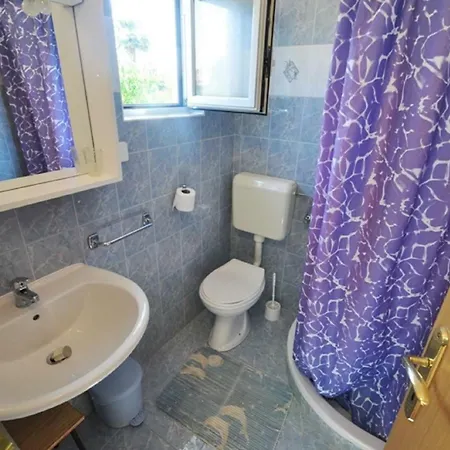 Mira Guest house 3*