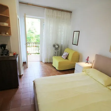Mira Novigrad Istria